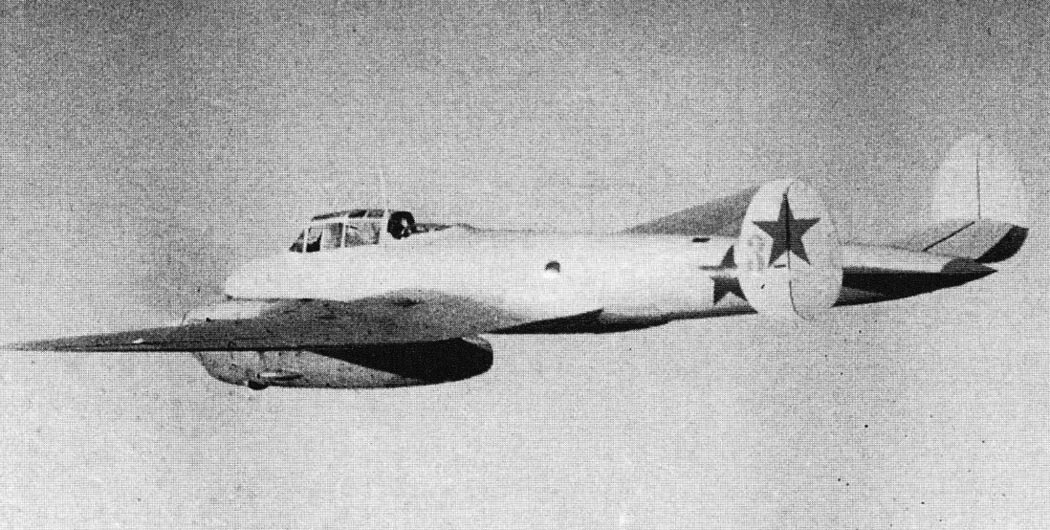 Petlyakov Pe-3 wartime aircraft photograph