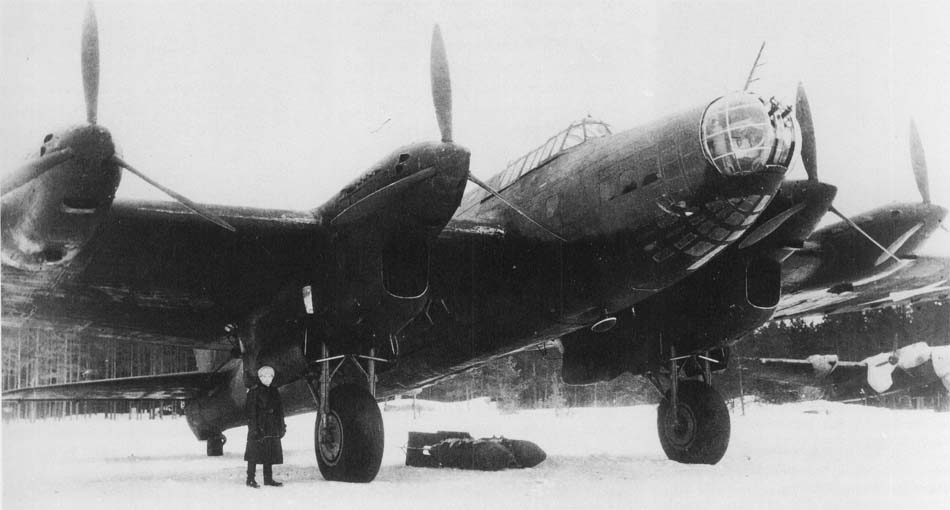 Petlyakov Pe-8 bomber front quarter view