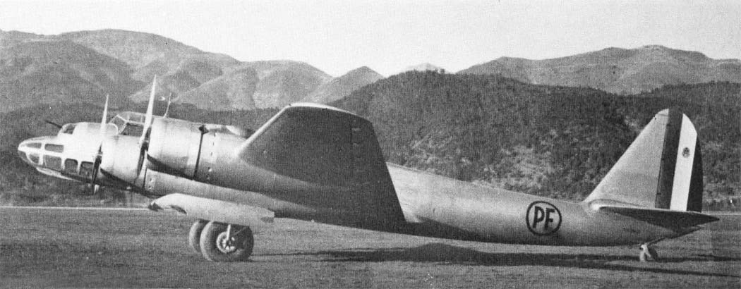 Piaggio P.108 bomber rear side view