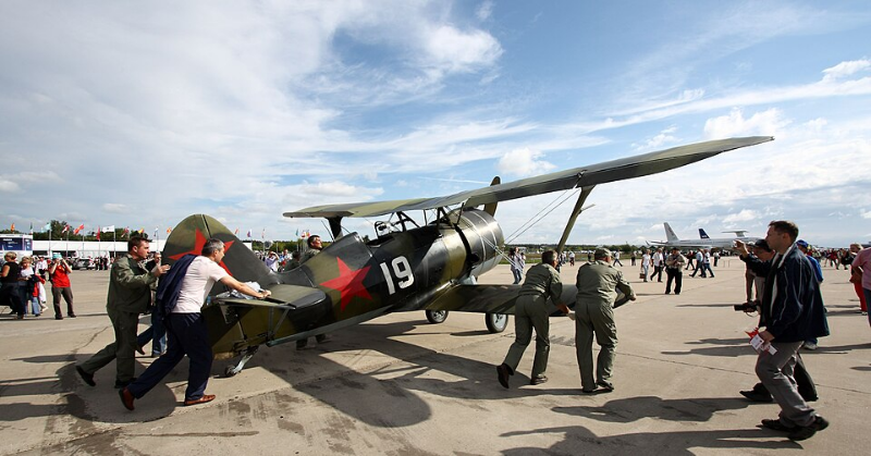 Polikarpov I-15 - Polikarpov I-15 bis (num 19) on the MAKS-2011 (02)