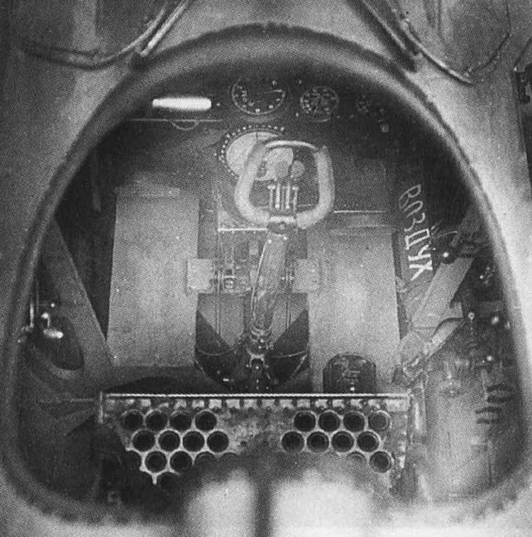 Polikarpov I-6 cockpit detail