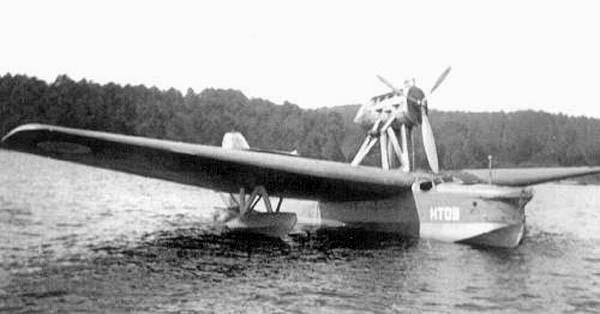 Amiot 110S.