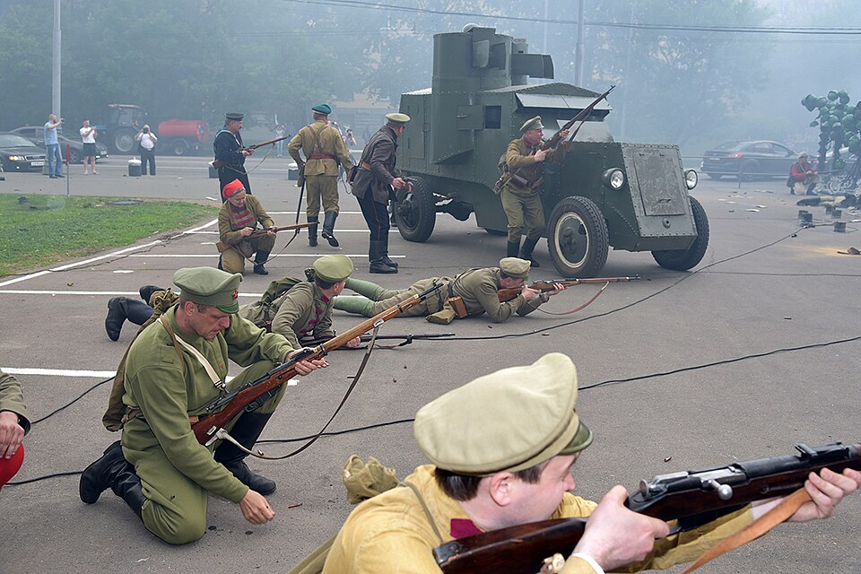 Austin-Putilov armoured car - cental museum-02.