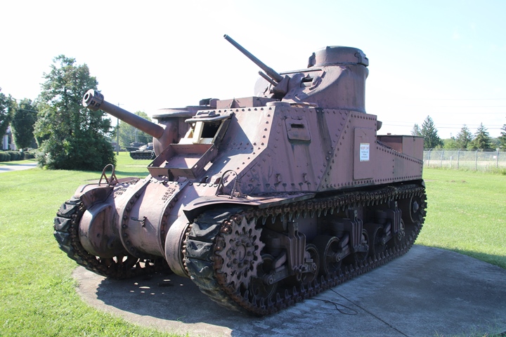 Baldwin Loctomote iin World War Two for the POLIS manufacturer profile.