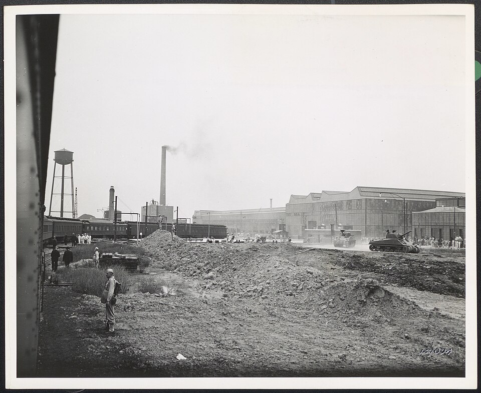 Chrysler Detroit Tank Plant 1942.
