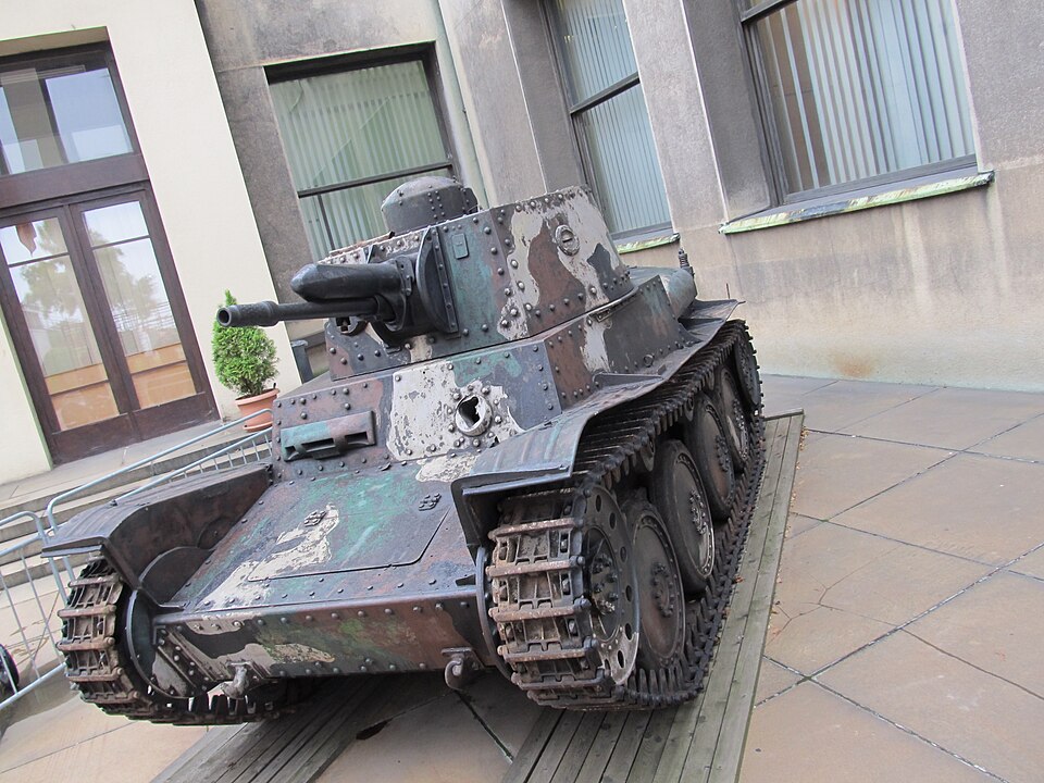 „Zapomenutý“ tank z ČKD. Neozbrojený prototyp přišel Němce draho - iDNES.cz.