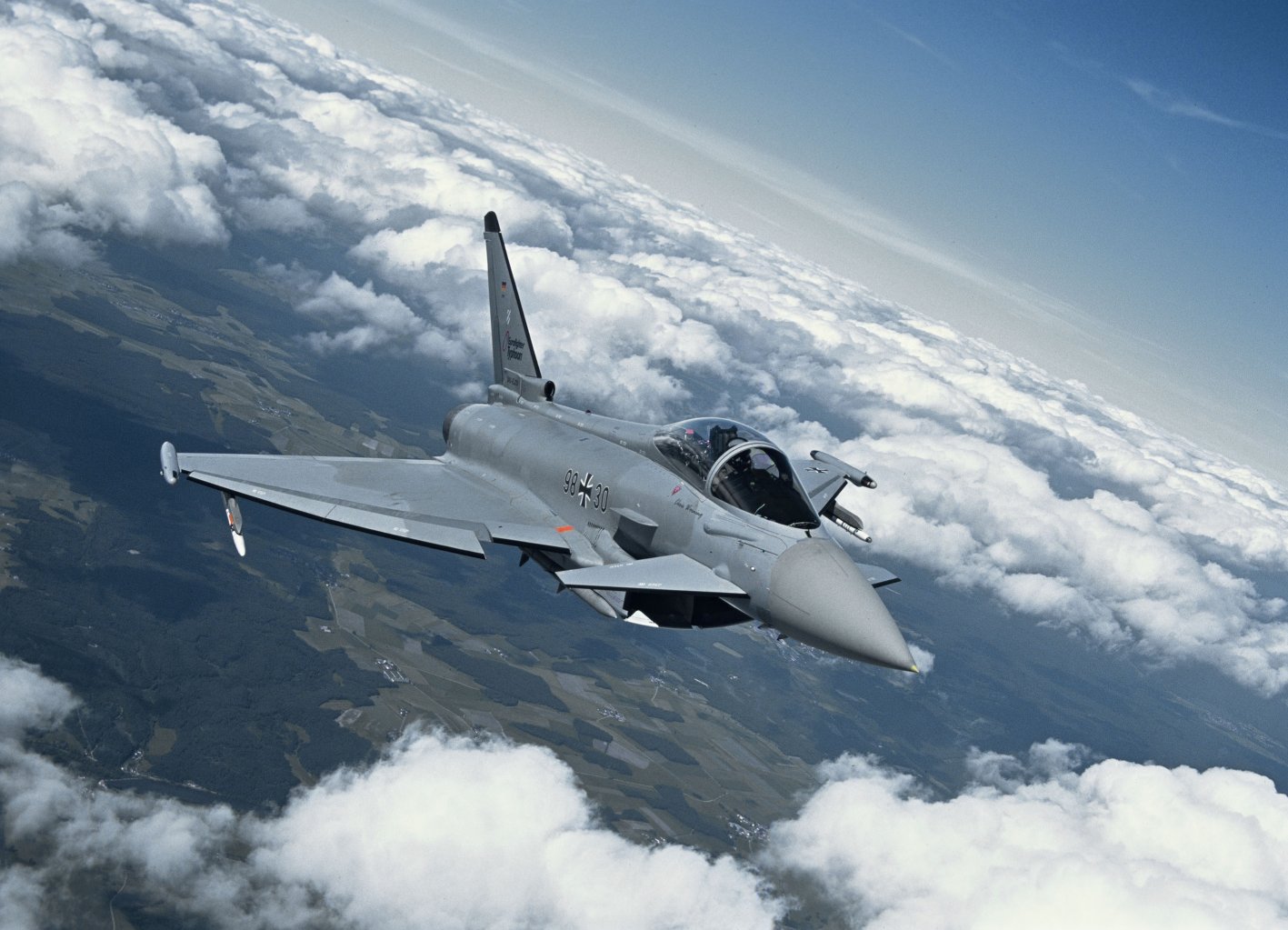 Eurofighter Typhoon Strike Fighter Aircraft |Military Aircraft Pictures.