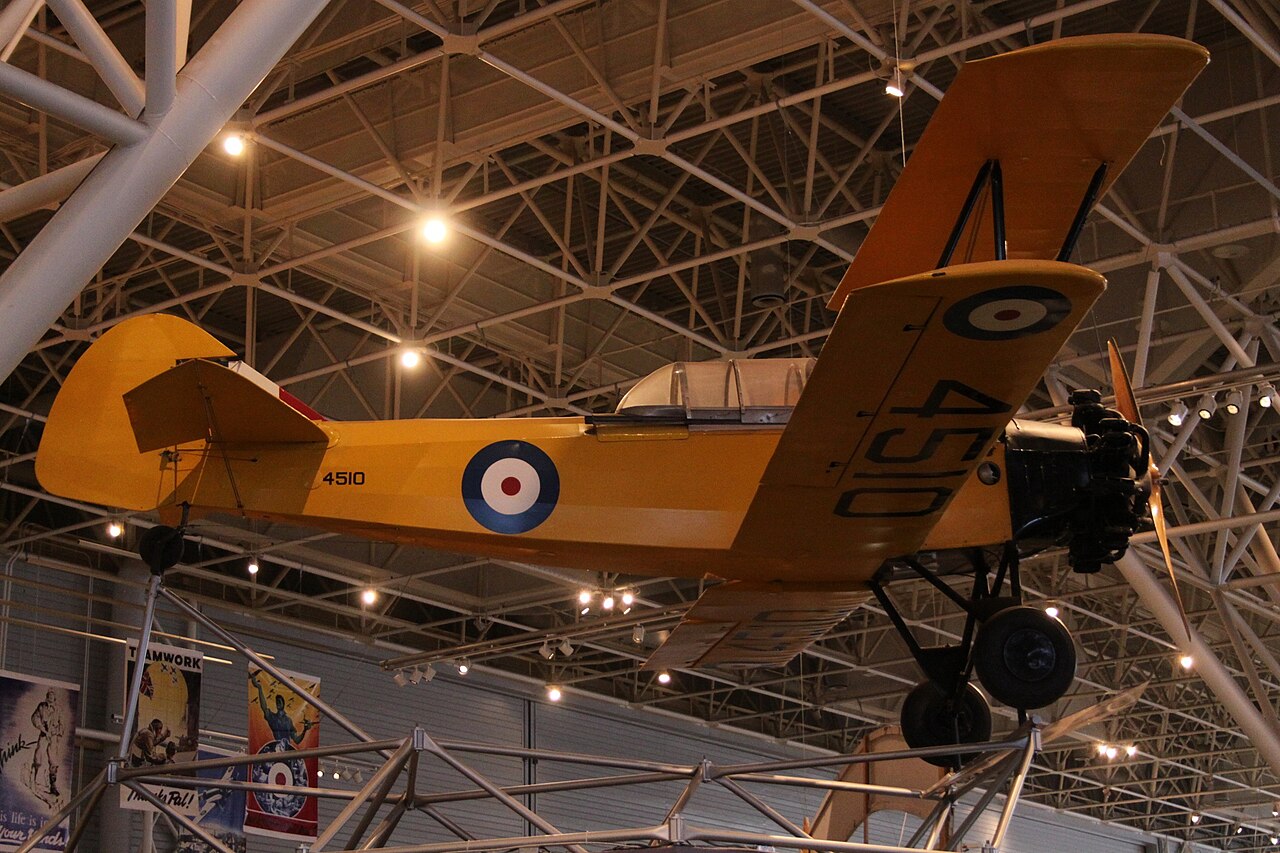 Fleet 16B Finch II.