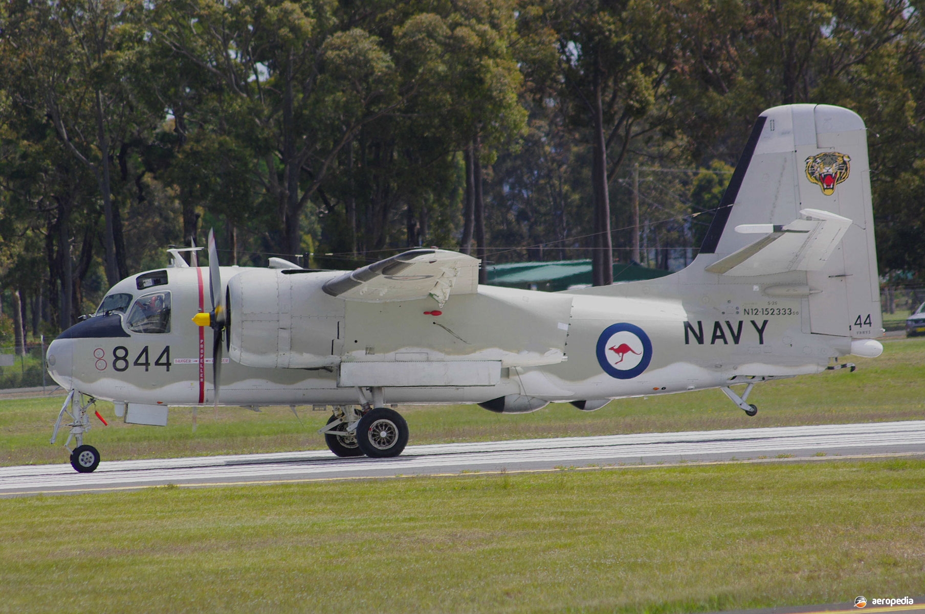 GRUMMAN S-2 TRACKER · The Encyclopedia of Aircraft David C. Eyre.