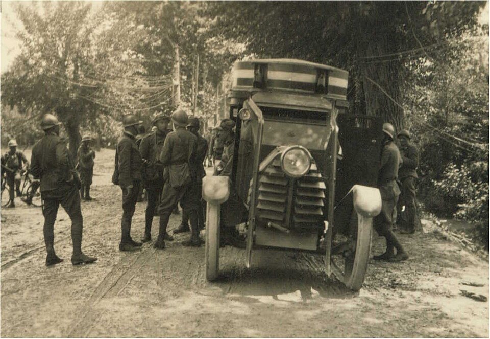 File:WWI - Battle of Vittorio Veneto - Italian Ansaldo-Lancia 1Z armored car.jpg for the POLIS manufacturer profile.