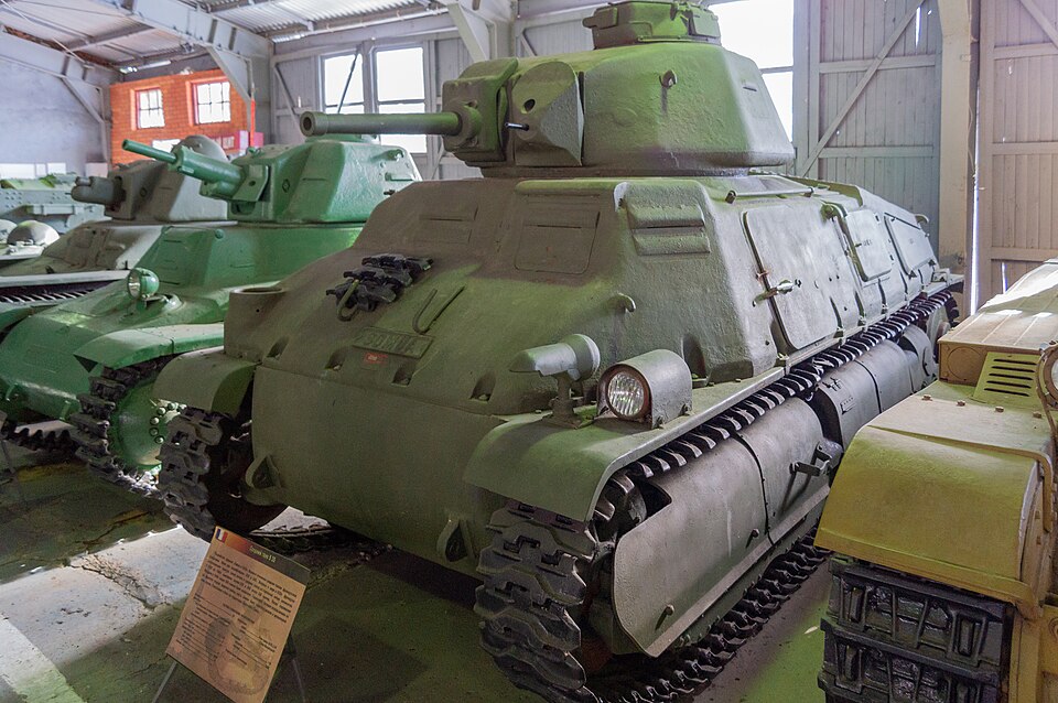 File:S35, Kuninka tank museum.jpg for the POLIS manufacturer profile.