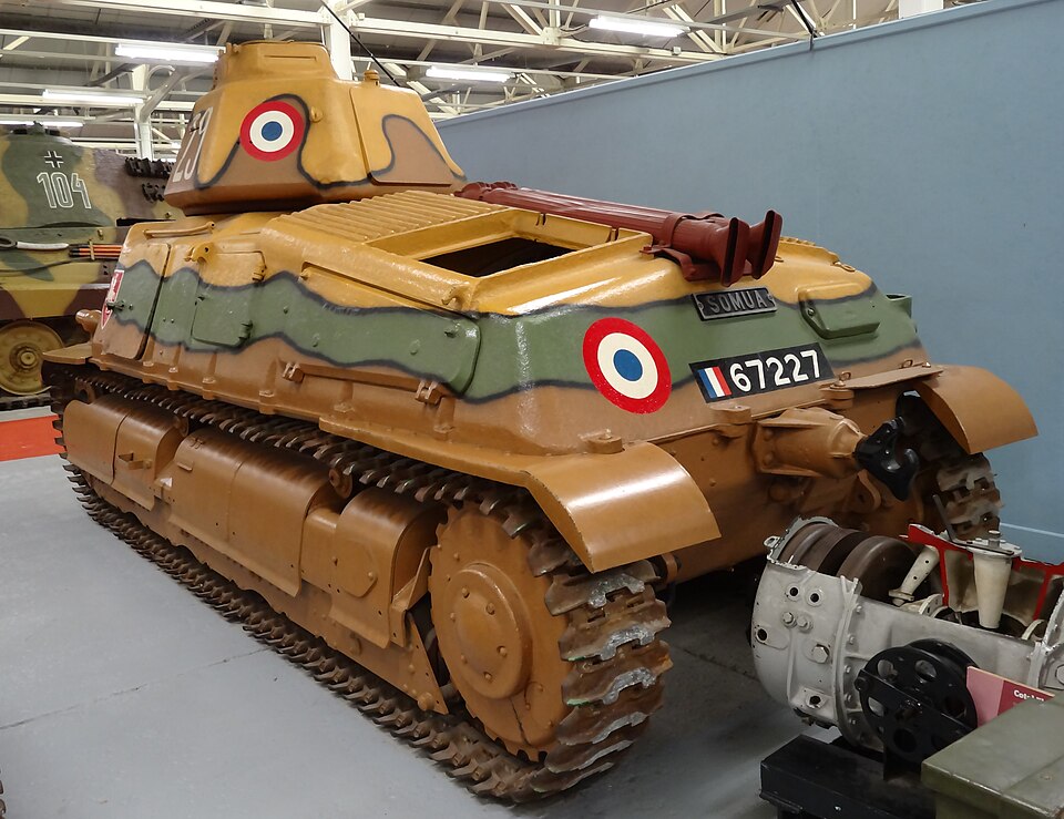 File:SOMUA S35 in the Bovington Tank Museum (rear).jpg for the POLIS manufacturer profile.