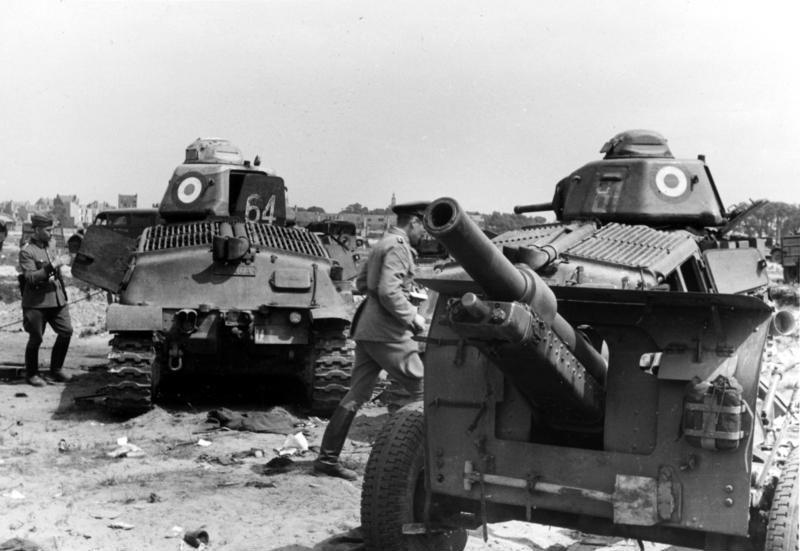 File:Bundesarchiv Bild 121-0412, Frankreich, Panzer Somua S35, Geschütz.jpg for the POLIS manufacturer profile.