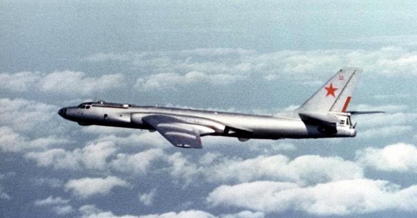 Tupolev Tu-160 Blackjack · History, Technical Data & Photos · AeroCorner.
