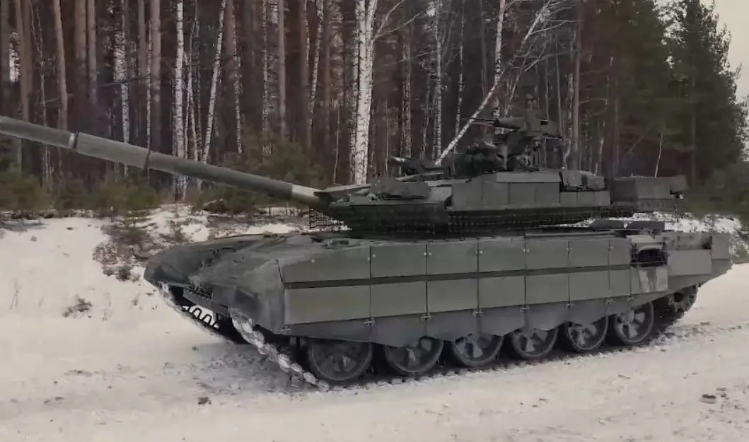 Uralvagonzavod předvedl tank T-90M se systémem Arena-M :: Militarybox-store.