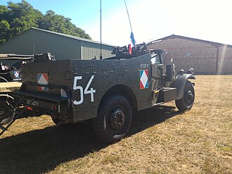 111-SC-6280 - An armored car in the making - NARA - 55173464.