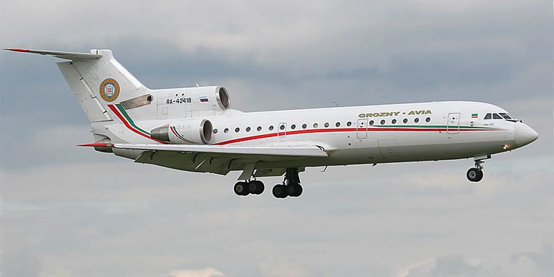 Yakovlev Yak-42 commercial aircraft. Pictures, specifications, reviews.