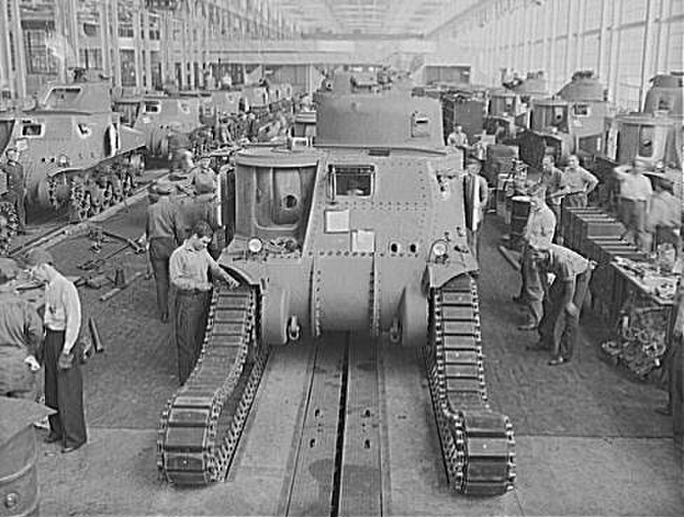 M3 Lee / Grant military land vehicle image 1