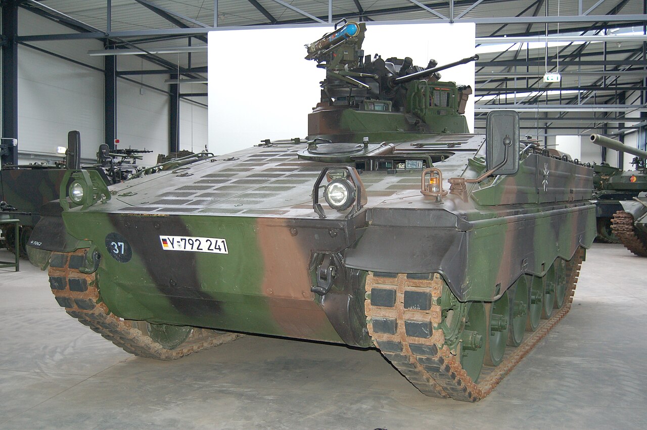 Marder IFV military land vehicle image 1