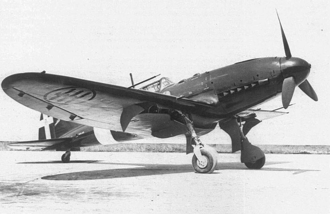 Reggiane Re.2005 Sagittario front quarter view
