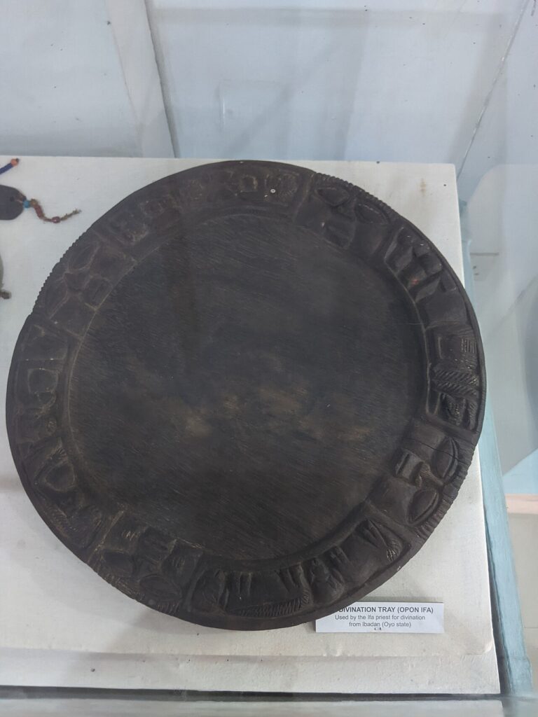 IfÃ¡ divination tray