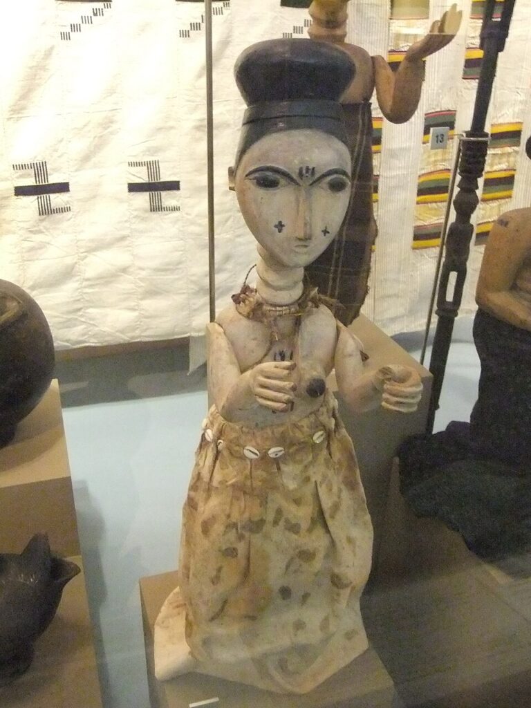 Akan shrine figure from Ghana