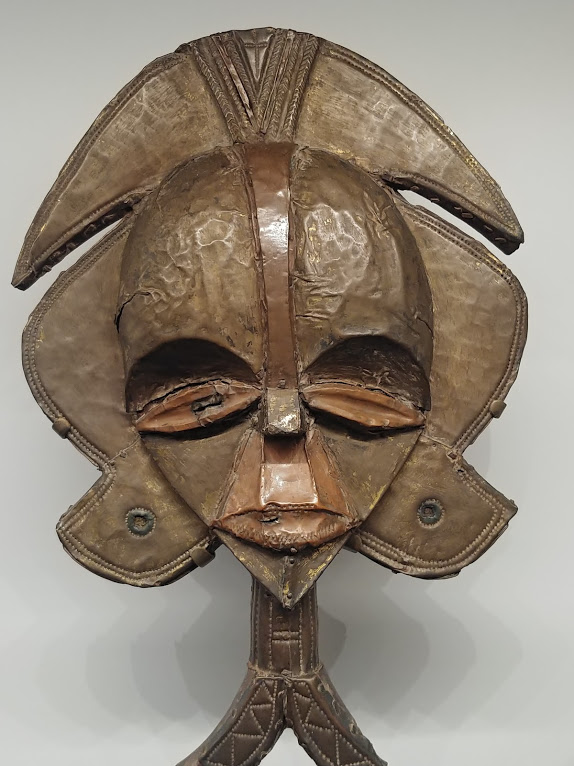 Kota reliquary figure