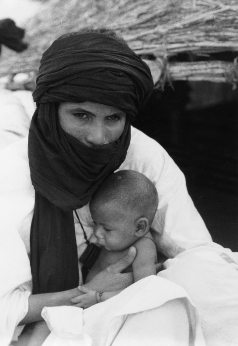 Tuareg camel driver in the Sahara