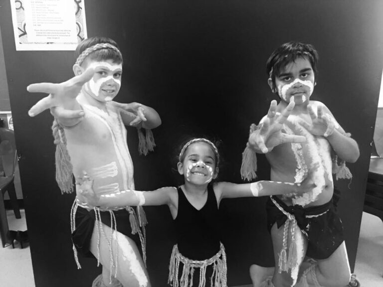 Young Aboriginal dancers performing
