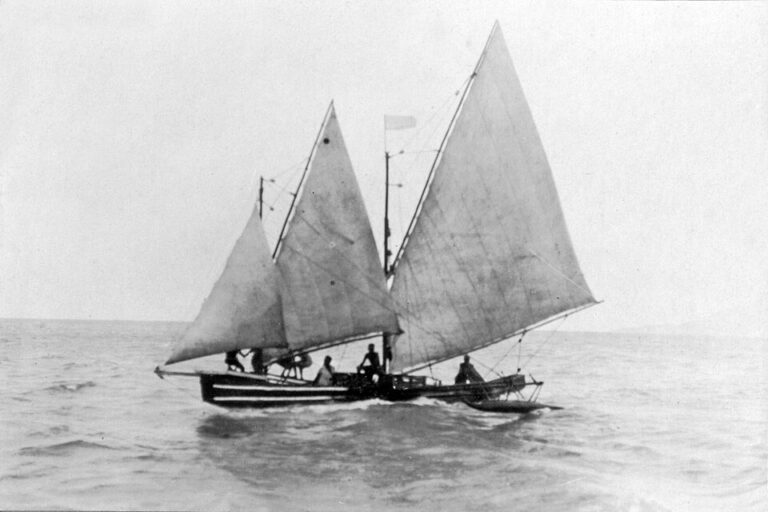 Saibai canoe from Torres Strait
