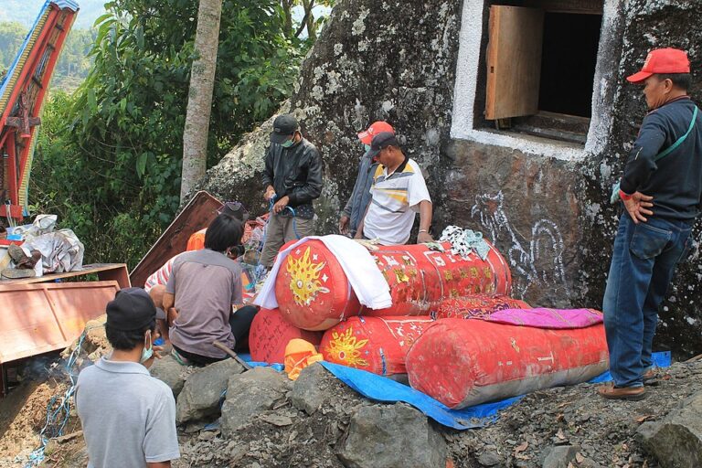 Ma'Nene ritual in Toraja