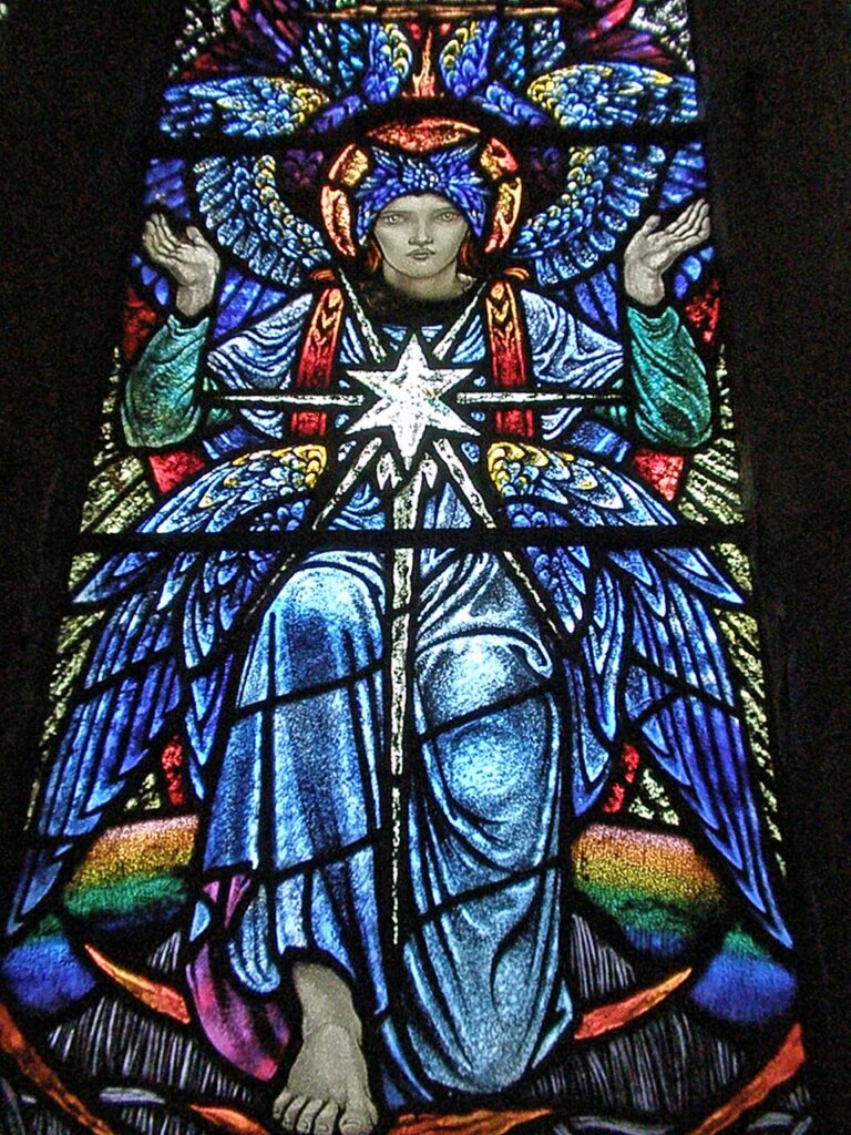 Seraphim bearing a star