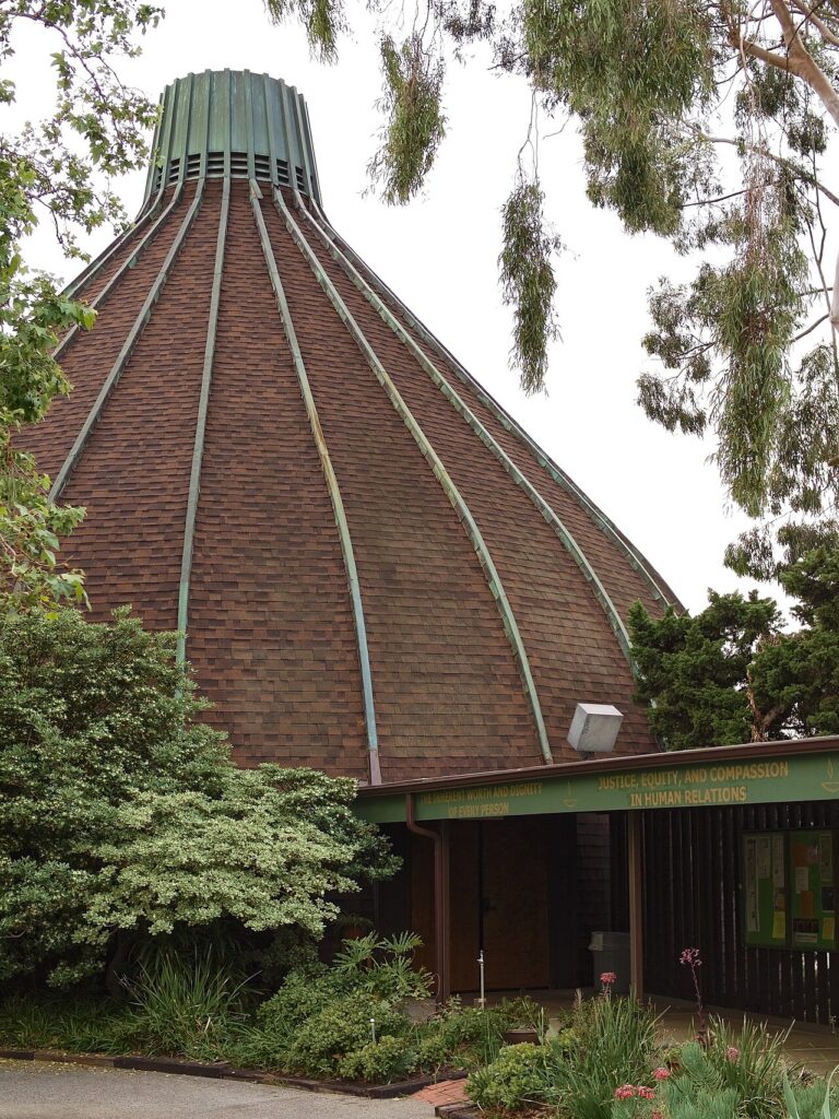 Sepulveda Unitarian Universalist Society sanctuary in Los Angeles