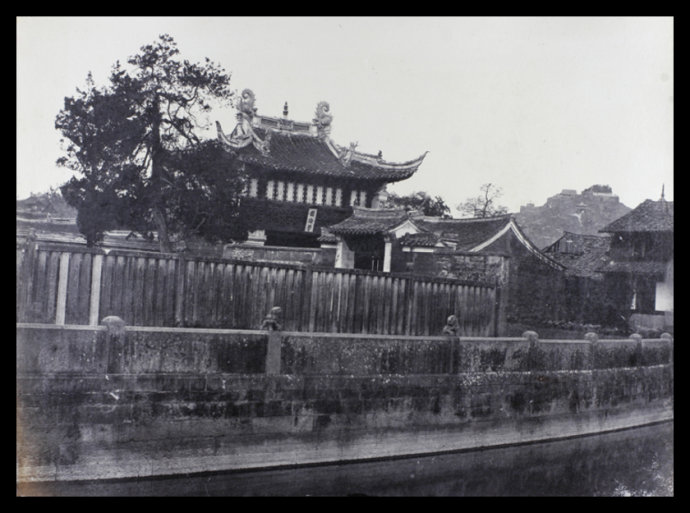 Confucius temple at Zhenhai in the nineteenth century