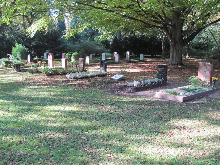 Bahá'í-Friedhof auf dem Friedhof Ohlsdorf