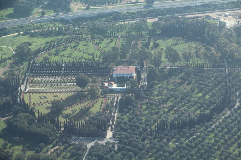 Shrine of Bahá'u'lláh air