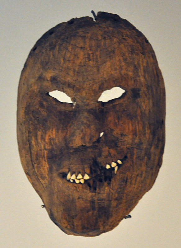 Wooden mask Aleut BM Am---2080