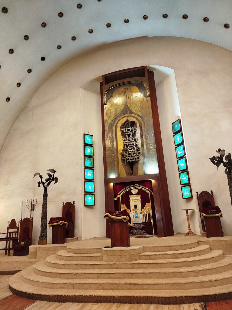 Torah ark in the Great Synagogue of Tel Aviv
