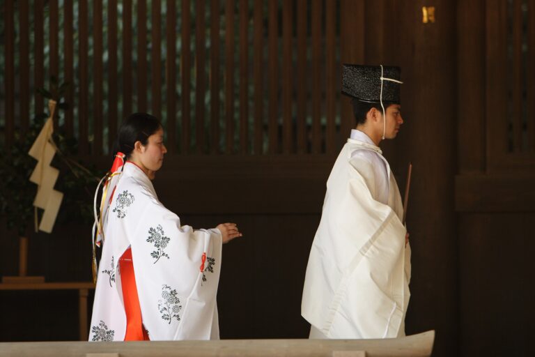 Kannushi and miko at the Meiji Shrine, Tokyo