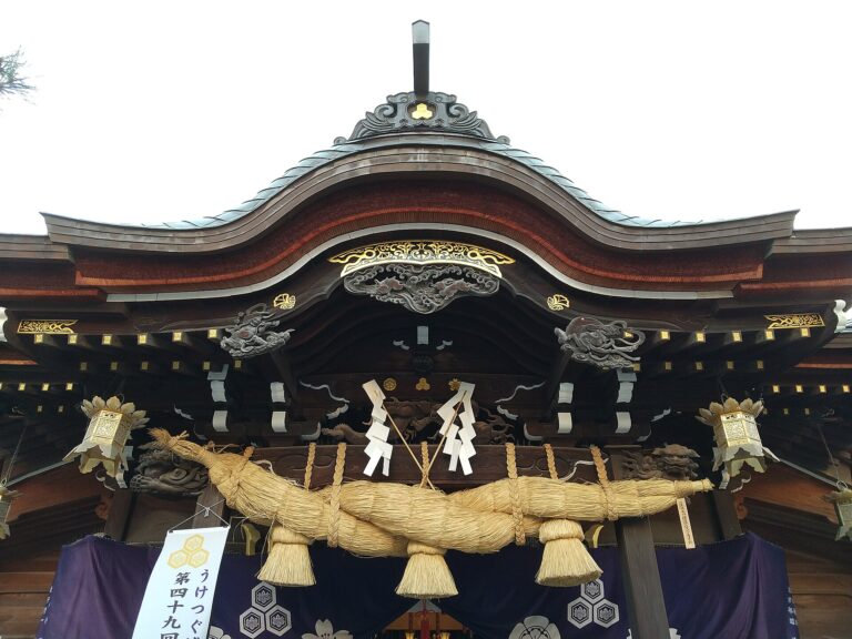 Shimenawa hanging at a shrine hall