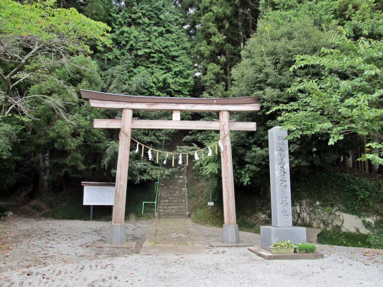 Torii gate at a Shinto shrine