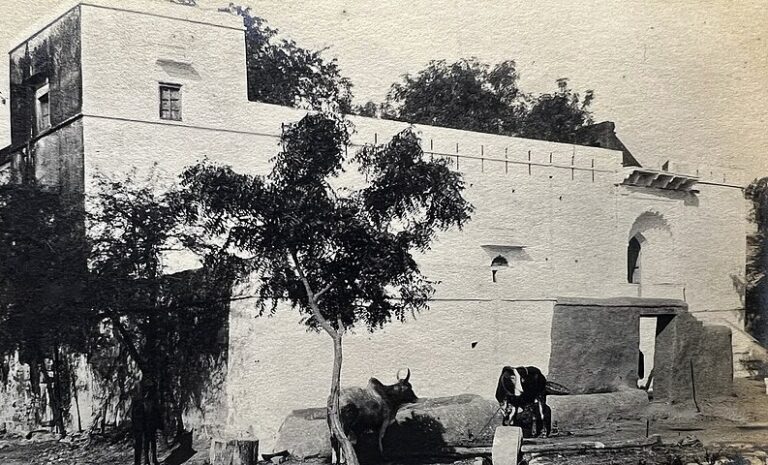 Photograph of Gurdwara Rakab Ganj Sahib, Delhi, ca.1924-25