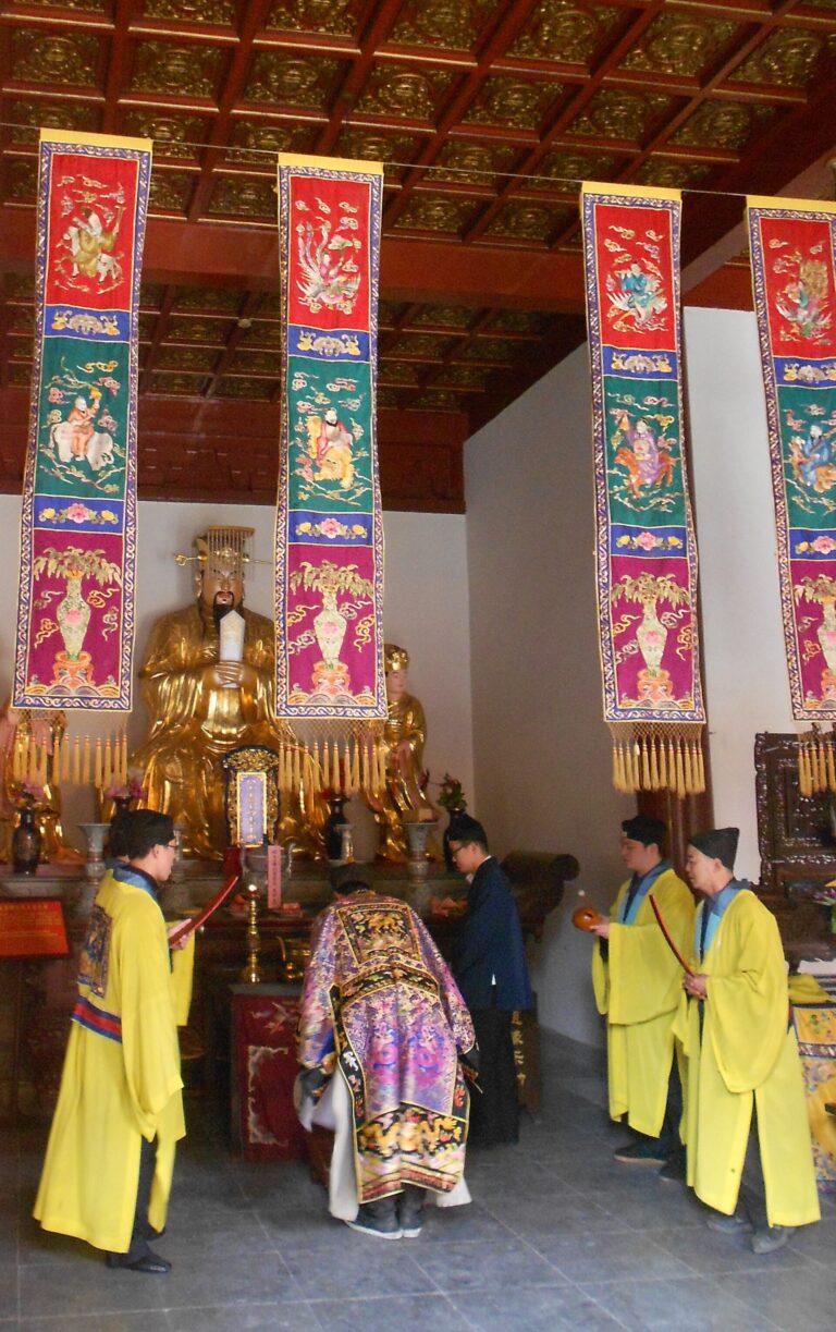 Zhengyi rite performed for the Jade Deity in Shanghai