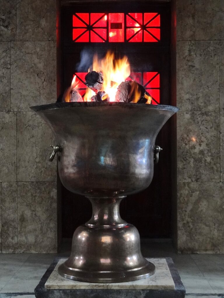 Zoroastrian Fire Temple, Yazd (2)