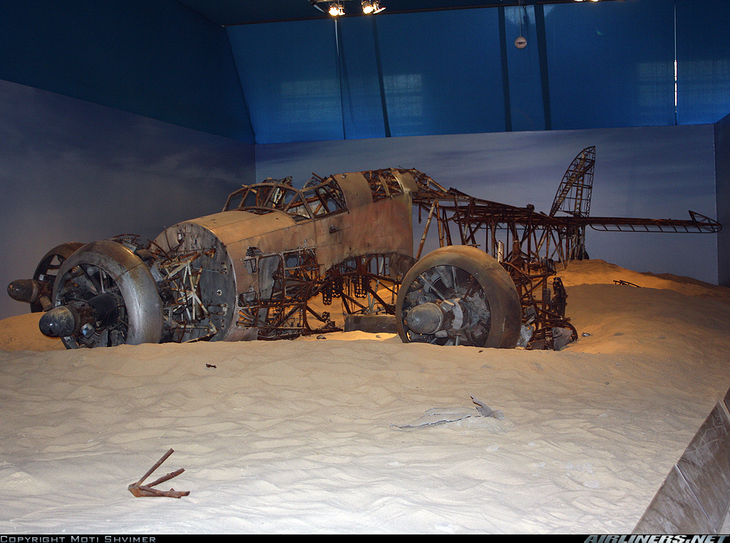 Savoia-Marchetti SM.79 Sparviero - Savoia-Marchetti SM-79 Sparviero - Italy - Air Force Aviation Photo