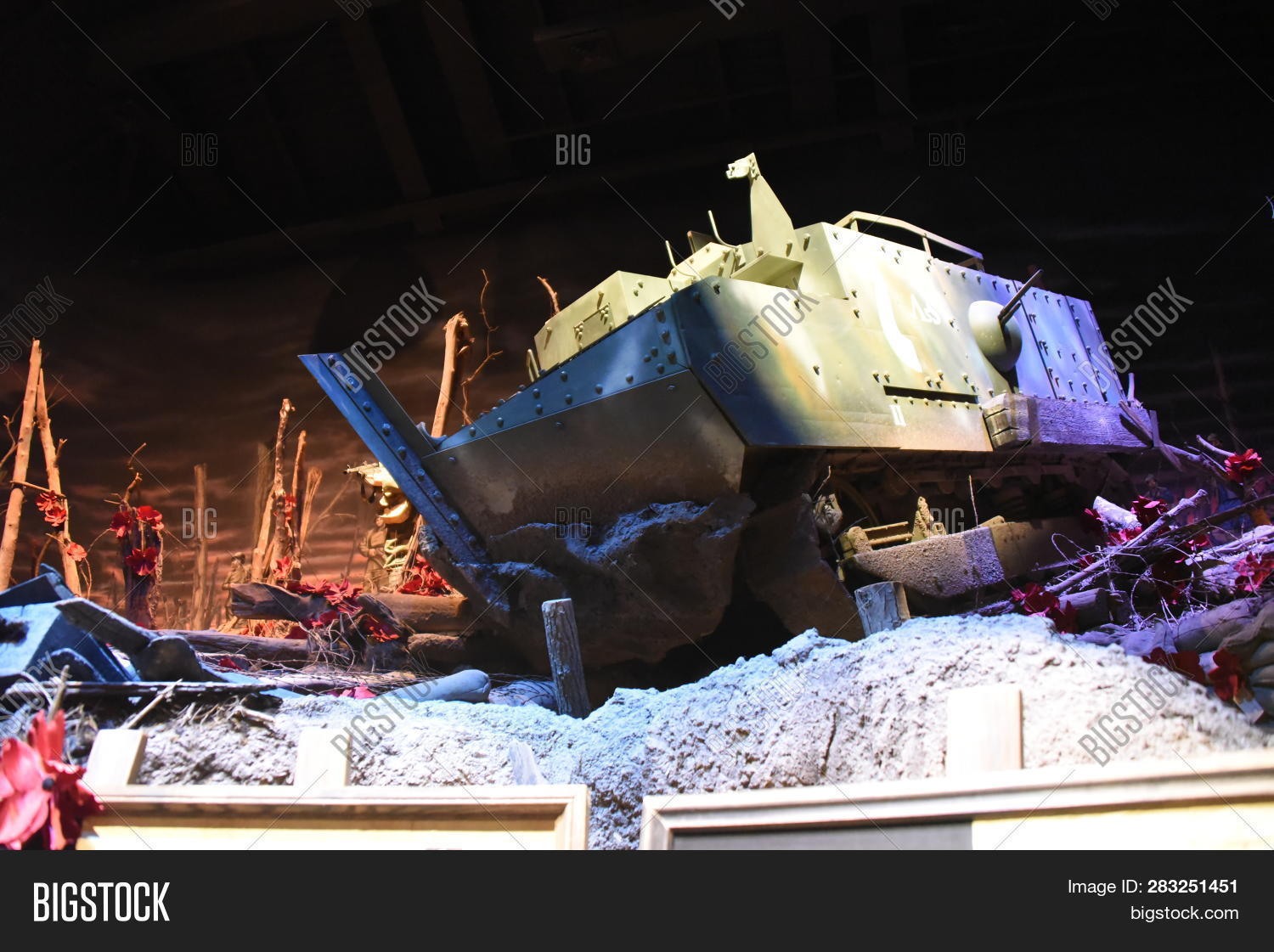 Schneider CA1 military land vehicle image 1