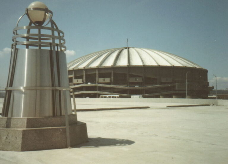 Seattle Kingdome image 4