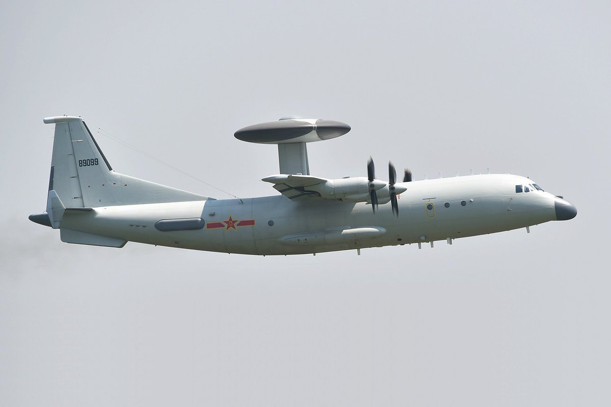 Shaanxi Y-9 - Shaanxi KJ-500H chinois en vol