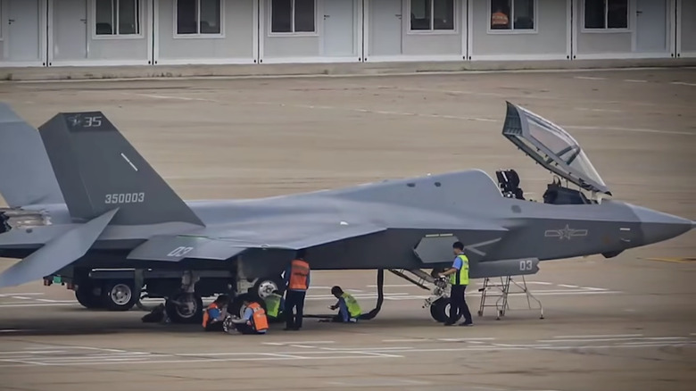Shenyang FC-31 - Here Here's What We Know About China's Fifth-Generation Fighter Jet, The Shenyang FC-31
