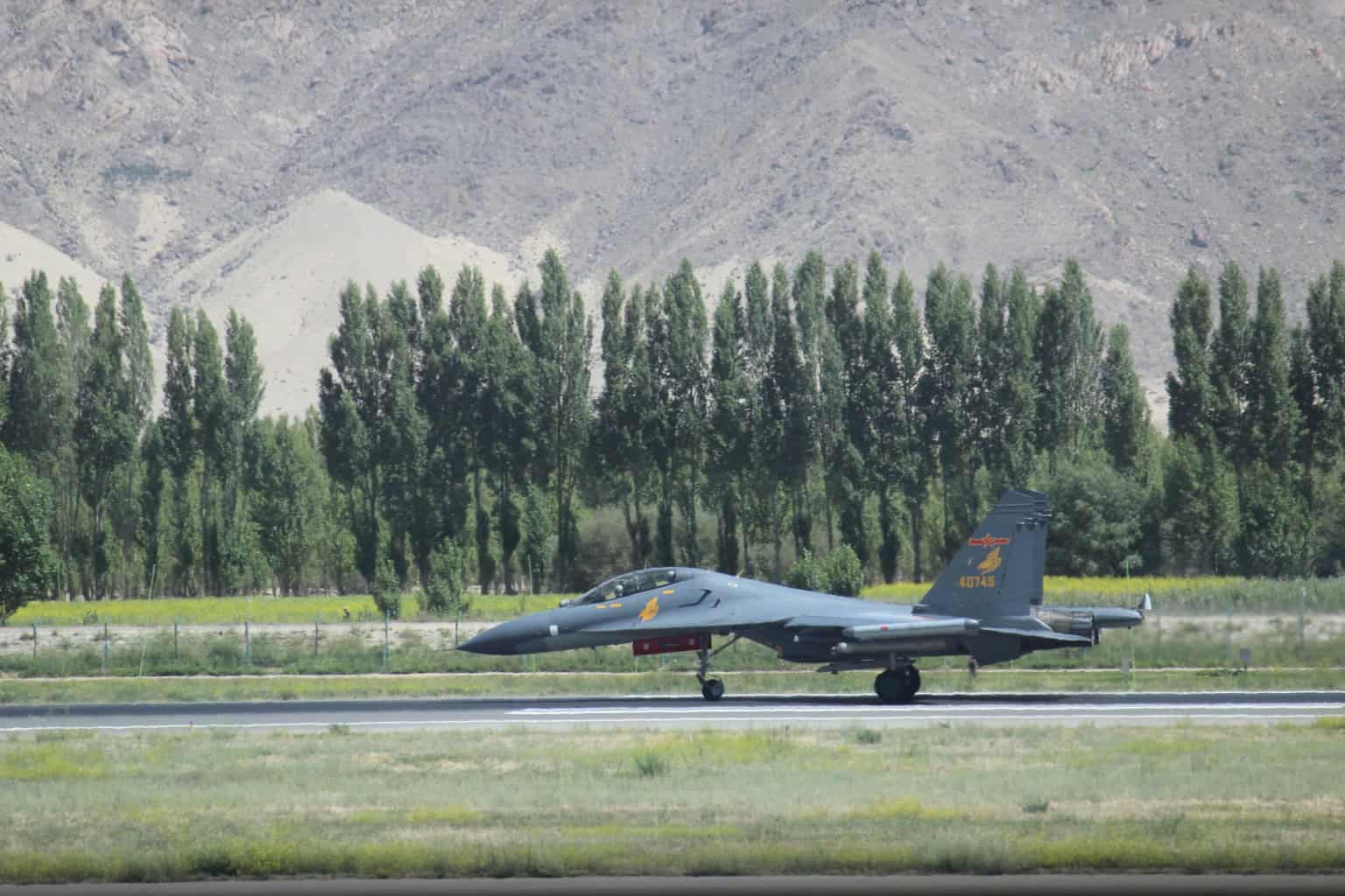 Shenyang J-11 - Shenyang J 11 at Lhasa Airport Shenyang J-11 ? History, Technical Data & Photos ? AeroCorner
